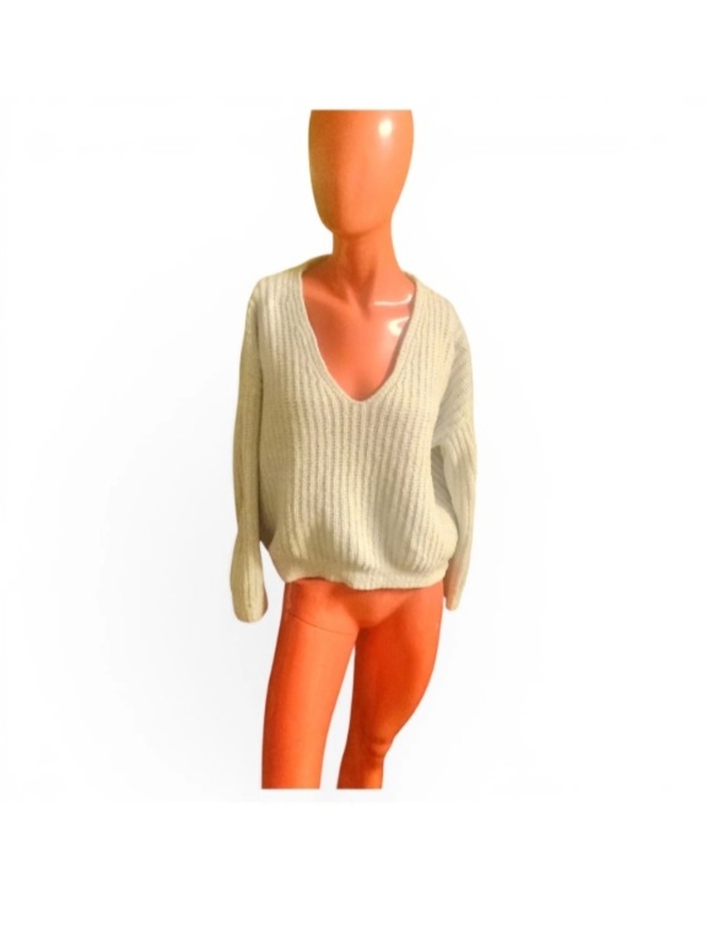 Express Cream V-Neck Ribbed Knit Sweater
